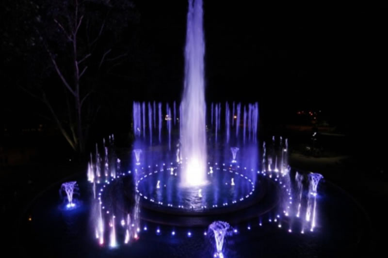 水池喷泉景观